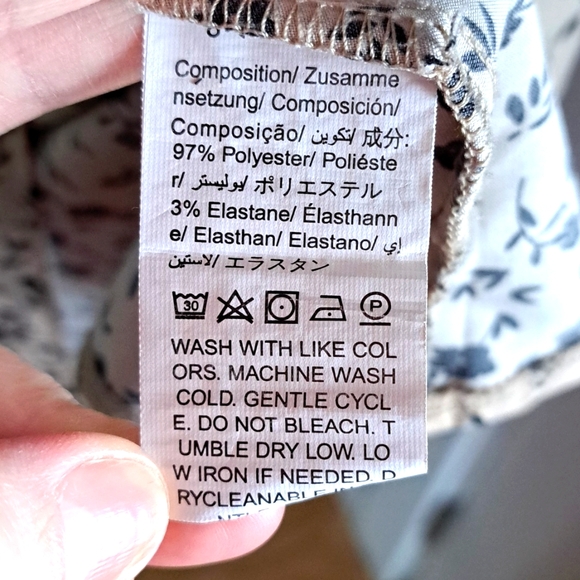 Floral Blouse | 0XL - Picture 5 of 5